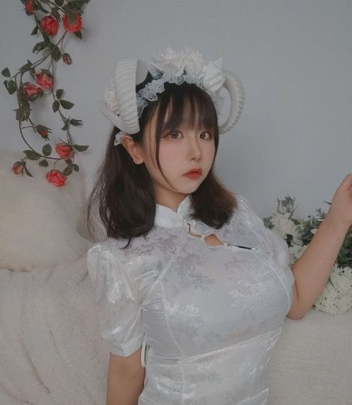 大乳女教师与护士在线观看