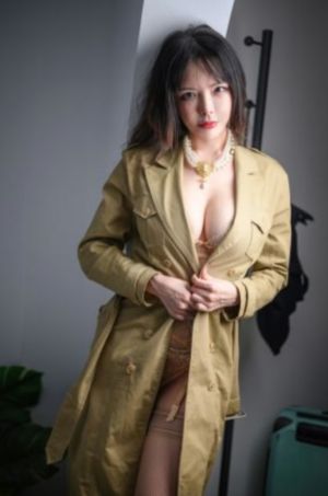 她唇之下免费观看