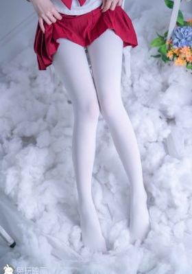 复仇女抢手