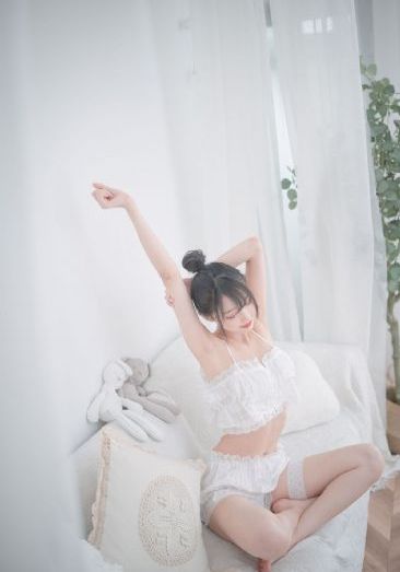 巨胸女仆服务在线播放