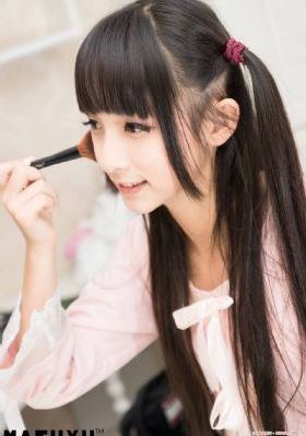 《年轻的老师》免费观看