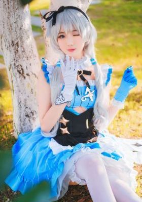 征服了同学的贵妇麻麻剧情简介